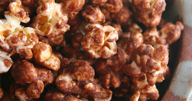 Caramel Nutella popcorn recipe